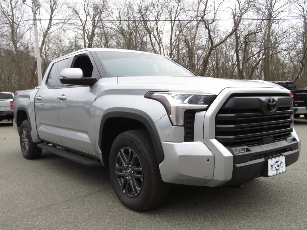 2025 Toyota Tundra SR5 photo 3