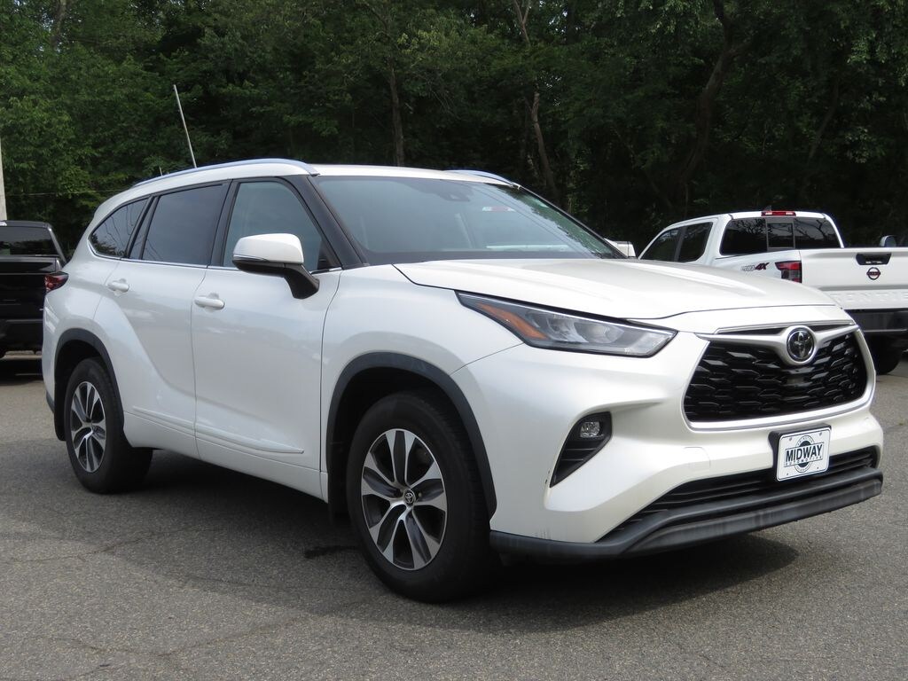 Used 2020 Toyota Highlander XLE SUV