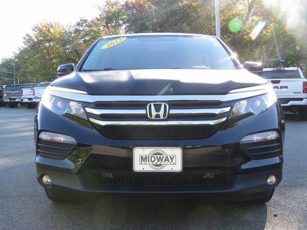 2017 Honda Pilot EX-L photo 2