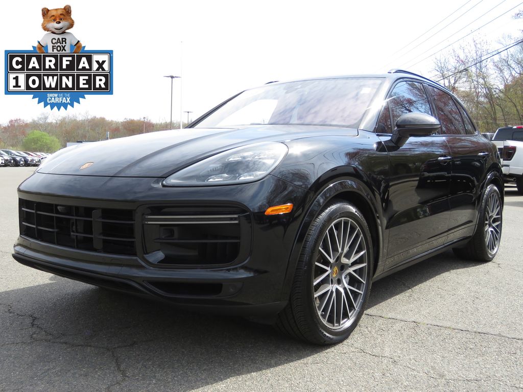 2021 Porsche Cayenne Turbo's photo
