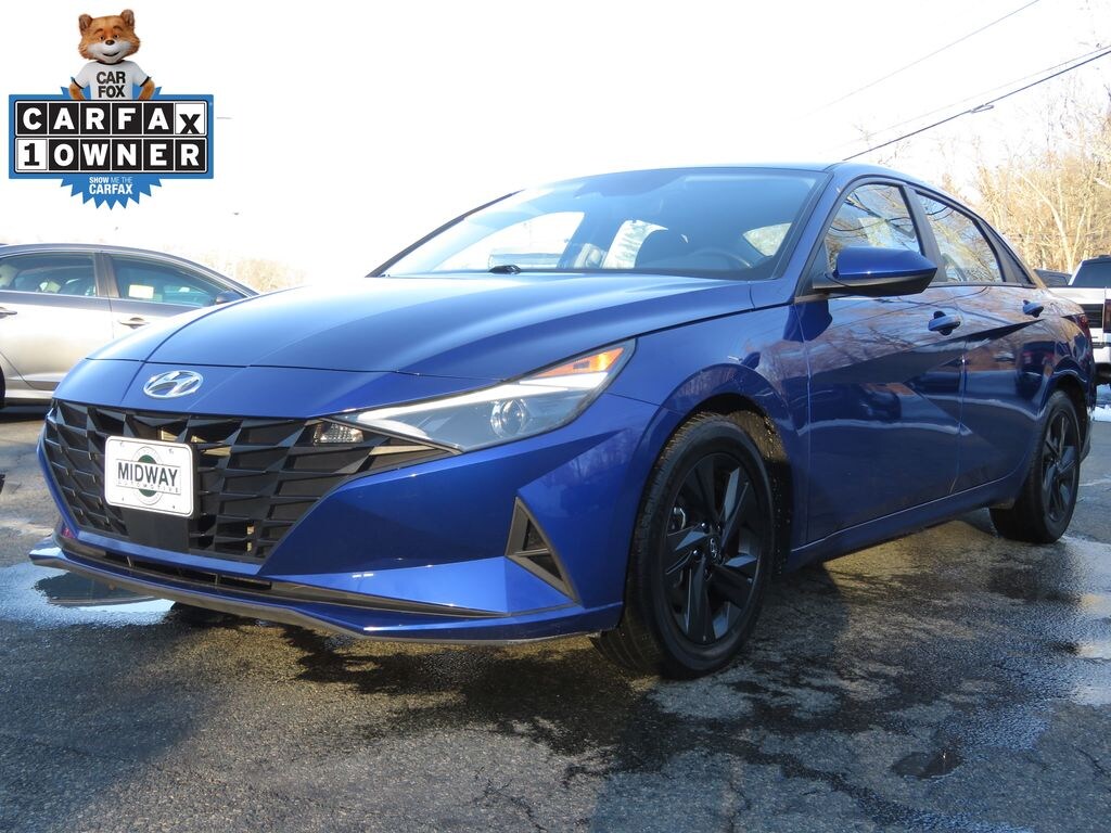 Used 2022 Hyundai Elantra SEL Sedan