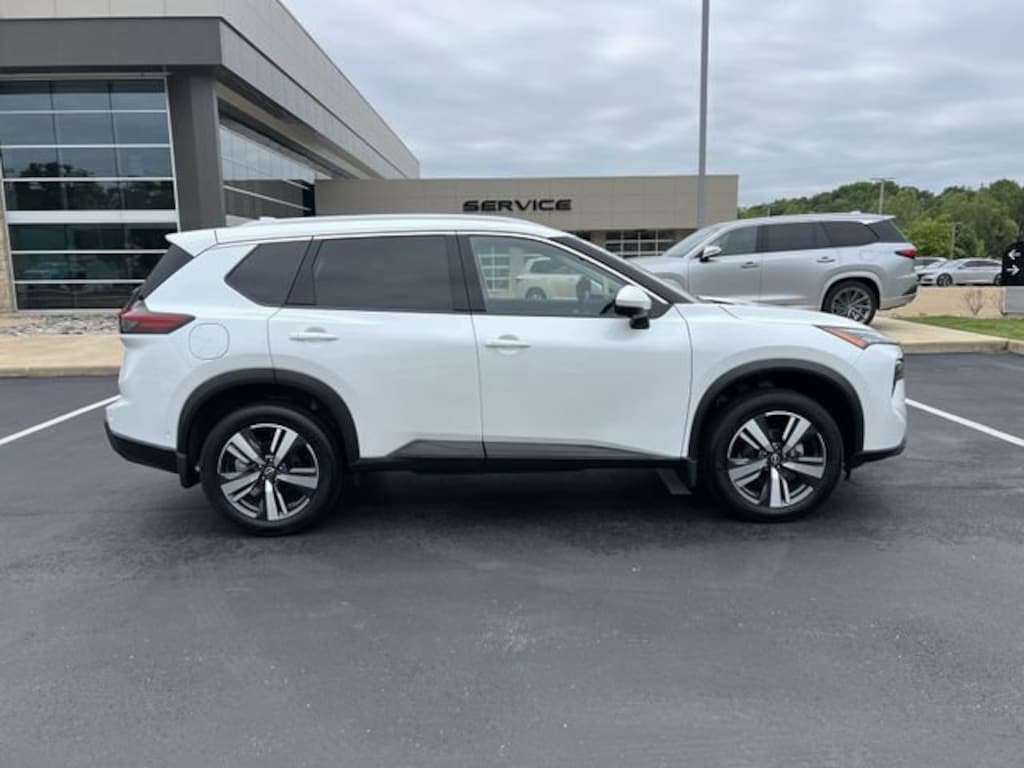 Used 2025 Nissan Rogue SL SUV