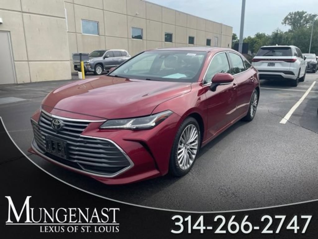 Used 2019 Toyota Avalon Limited Sedan