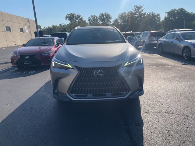 2022 Lexus NX 350 Premium photo 2