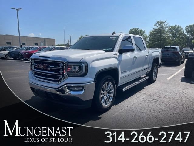 2018 GMC Sierra 4WD Crew Cab Short Box SLT's photo