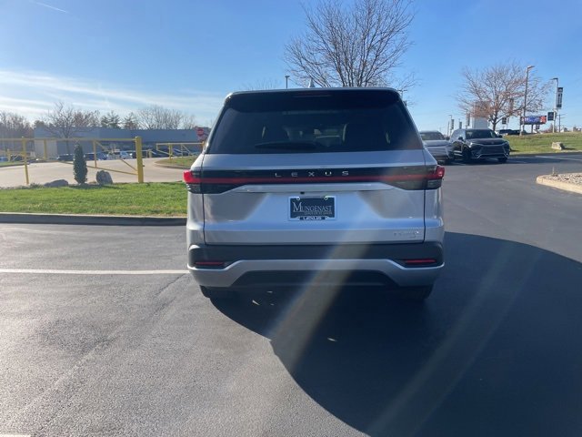 2026 Lexus TX photo 3