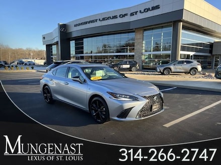 2025 LEXUS ES 300h F SPORT DESIGN Sedan