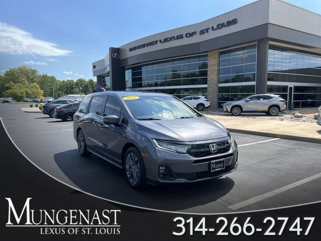 2025 Honda Odyssey Touring Minivan/Van
