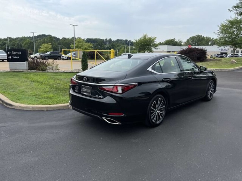 Certified 2025 Lexus ES 350 Sedan