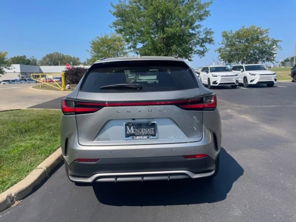 New 2026 Lexus NX 350 F SPORT HANDLING AWD 5-DOOR SUV 4X4
