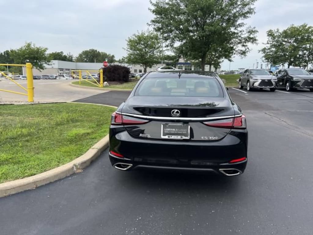 Certified 2025 Lexus ES 350 Sedan