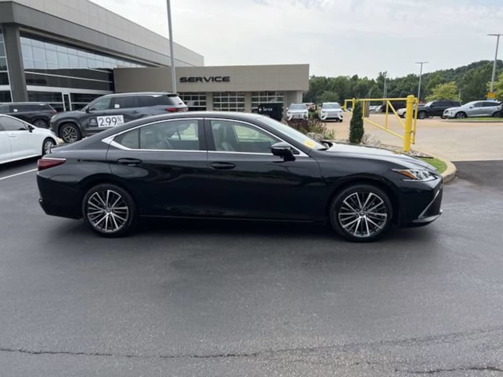 Certified 2025 Lexus ES 350 Sedan