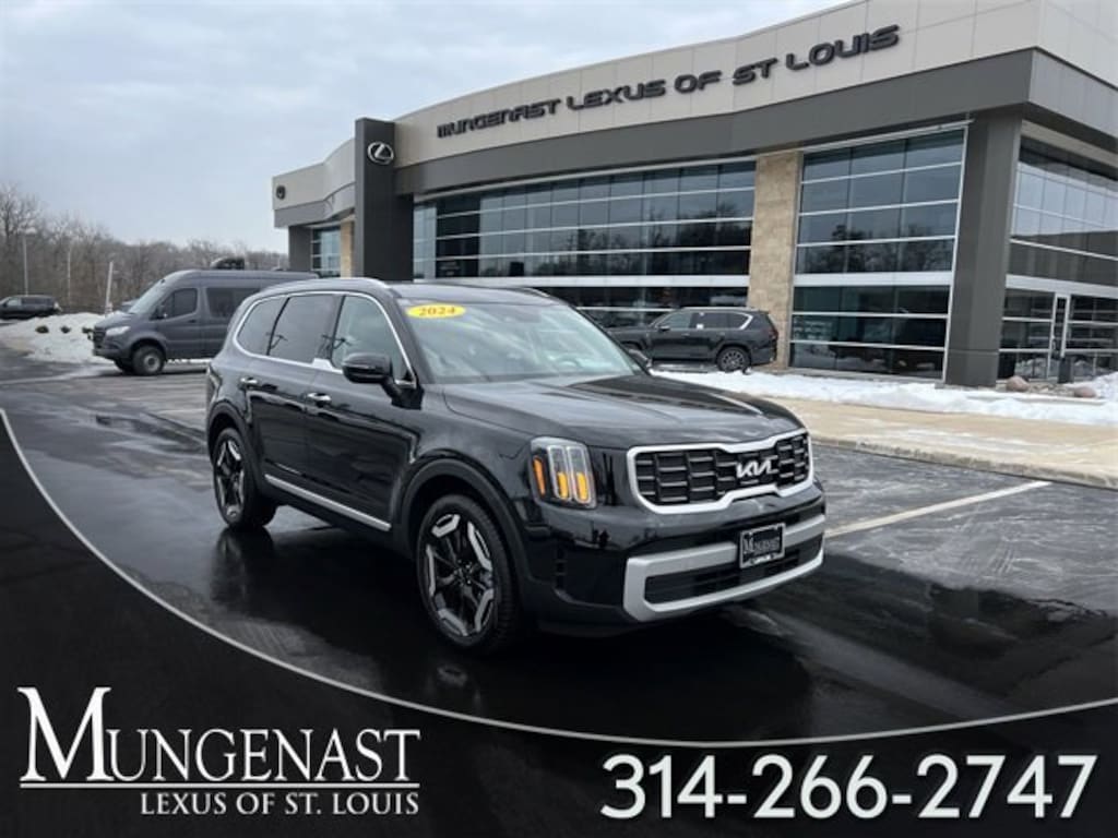 Used 2024 Kia Telluride S SUV