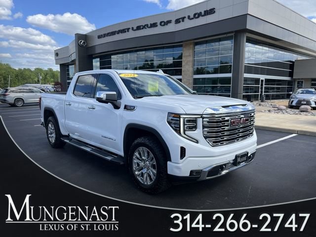 2022 GMC Sierra 4WD Crew Cab Short Box Denali's photo