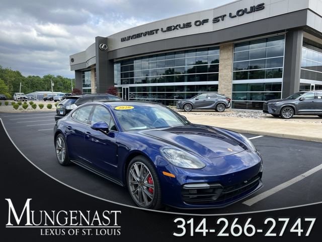 2020 Porsche Panamera GTS's photo