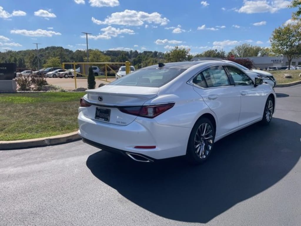 New 2025 Lexus ES 350 ULTRA LUXURY 4-DOOR SEDAN