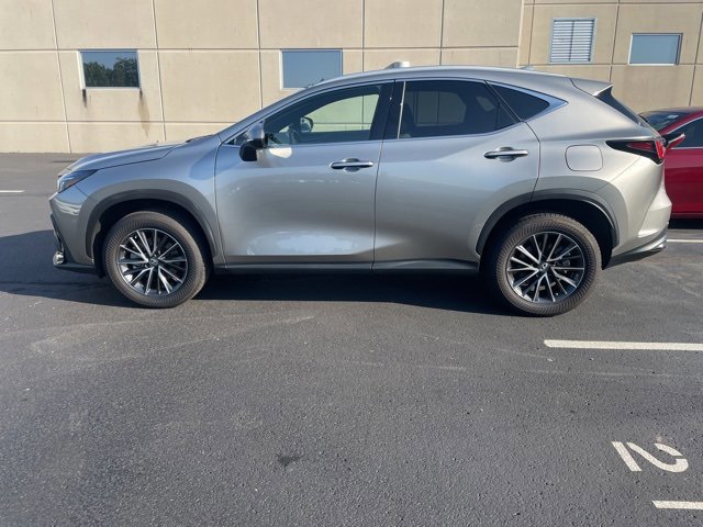 2022 Lexus NX 350 Premium photo 3