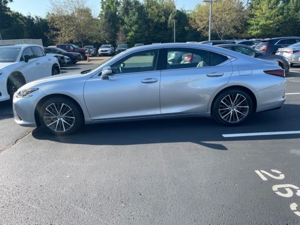 Used 2025 Lexus ES 350 Sedan