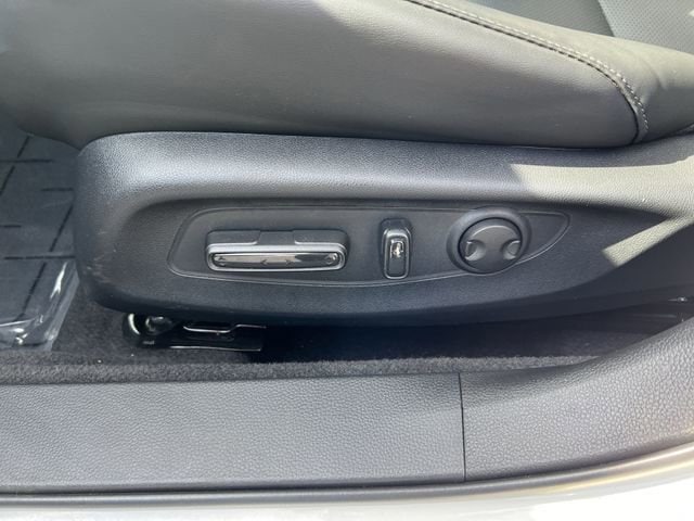 2025 Honda Accord Hybrid EX-L - Photo 10