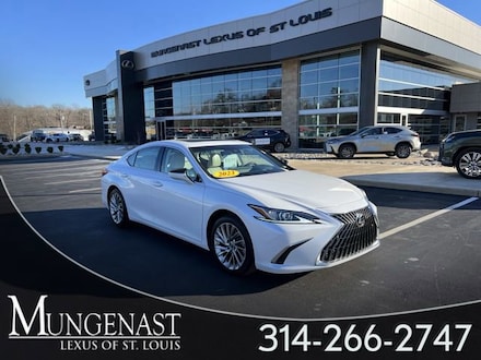 2023 LEXUS ES 300h LUXURY Sedan