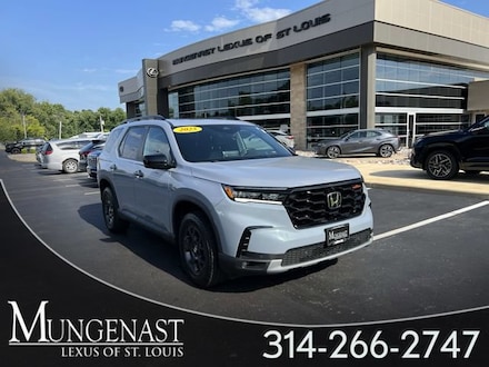 2025 Honda Pilot TrailSport SUV