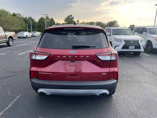 2020 Ford Escape Titanium Hybrid photo 4