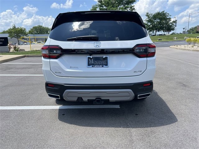 2024 Honda Pilot Elite photo 3