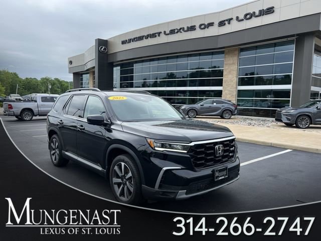 2025 Honda Pilot Elite AWD's photo