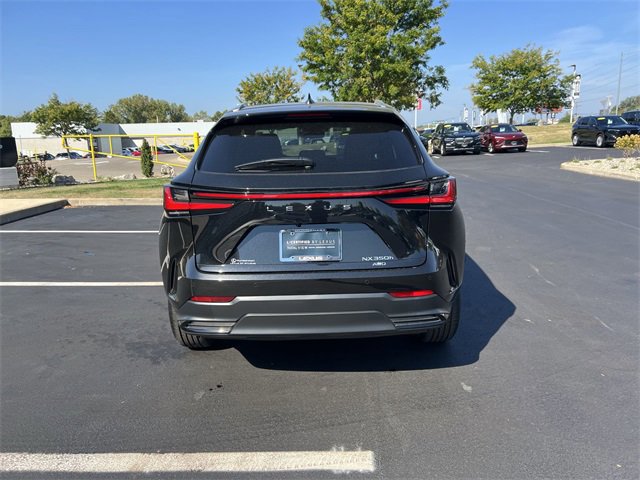 2025 Lexus NX 350h Luxury photo 2