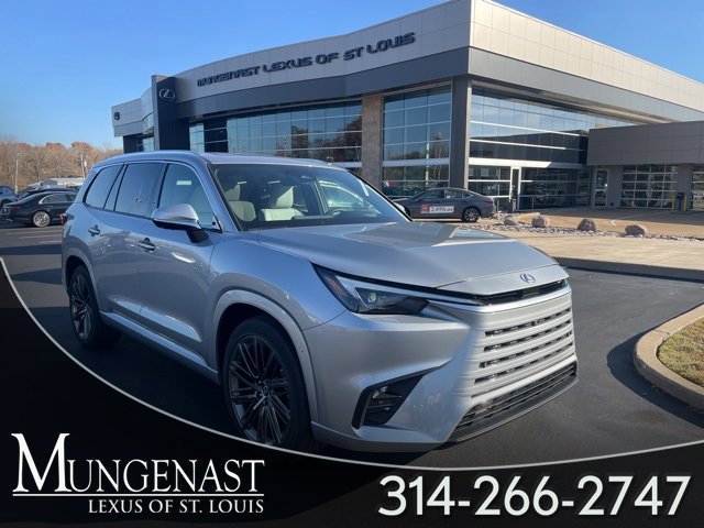 2026 Lexus TX Luxury's photo