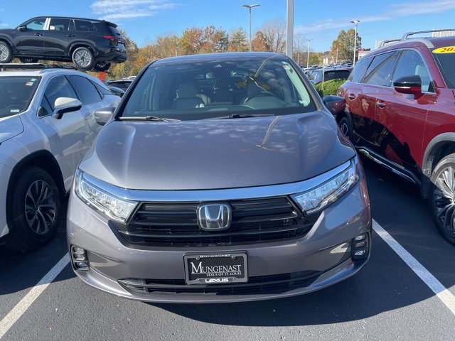 2024 Honda Odyssey EX photo 2