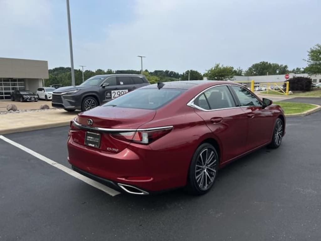 Certified 2025 Lexus ES 350 Sedan