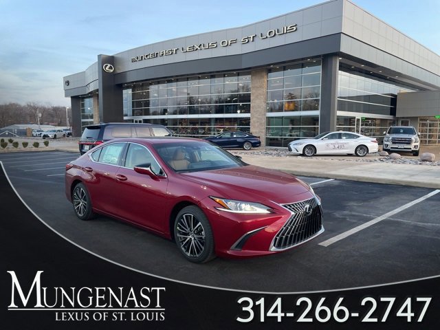 2025 Lexus ES 350's photo