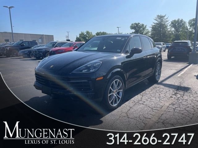 2020 Porsche Cayenne -'s photo