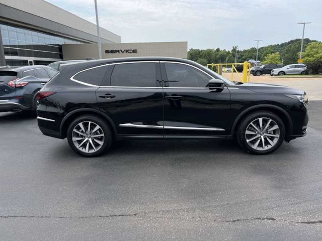 Used 2025 Acura MDX w/Technology Package SUV