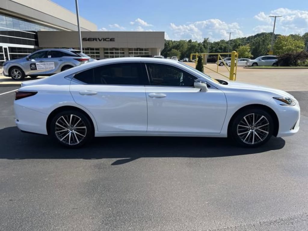 Certified 2025 Lexus ES 350 Sedan