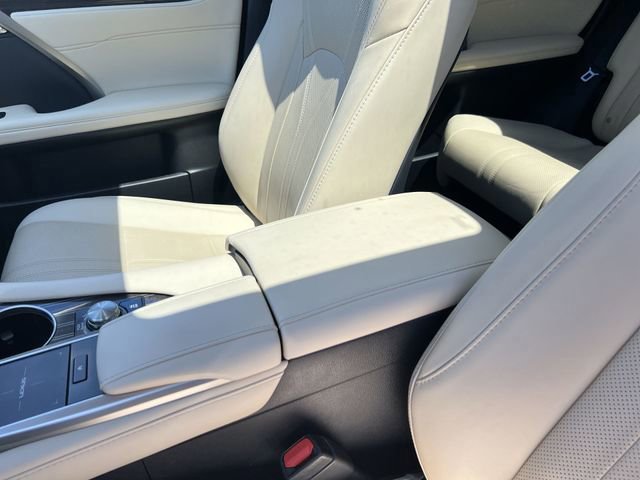 2022 Lexus RX Hybrid 450h - Photo 19