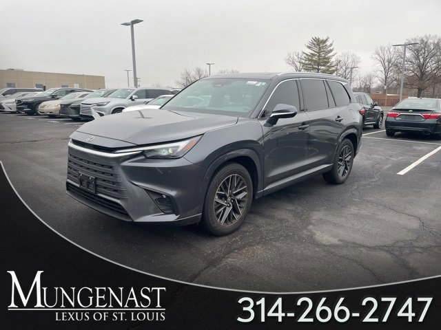 2025 Lexus TX Premium's photo