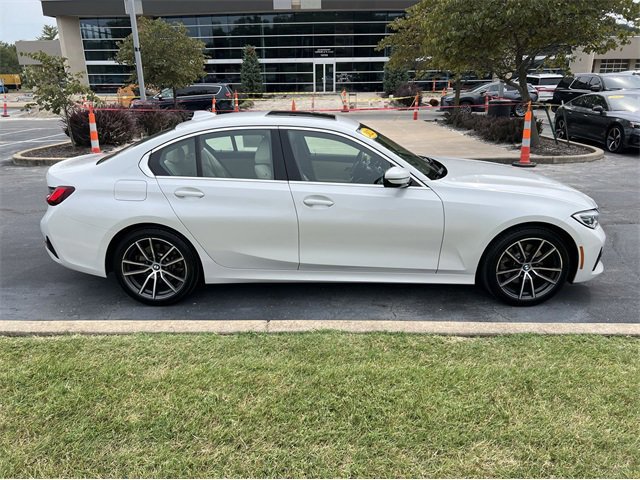 Used 2022 BMW 3 Series 330i with VIN 3MW5R7J04N8C33165 for sale in Manchester, MO