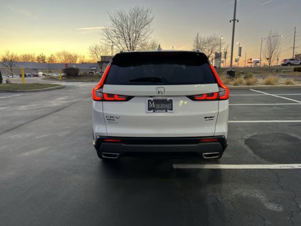 Used 2024 Honda CR-V Hybrid Sport Touring SUV