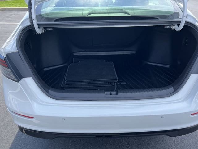 2025 Honda Accord Hybrid EX-L - Photo 22