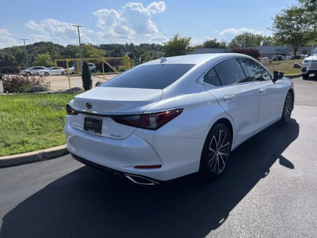 Certified 2025 Lexus ES 350 Sedan