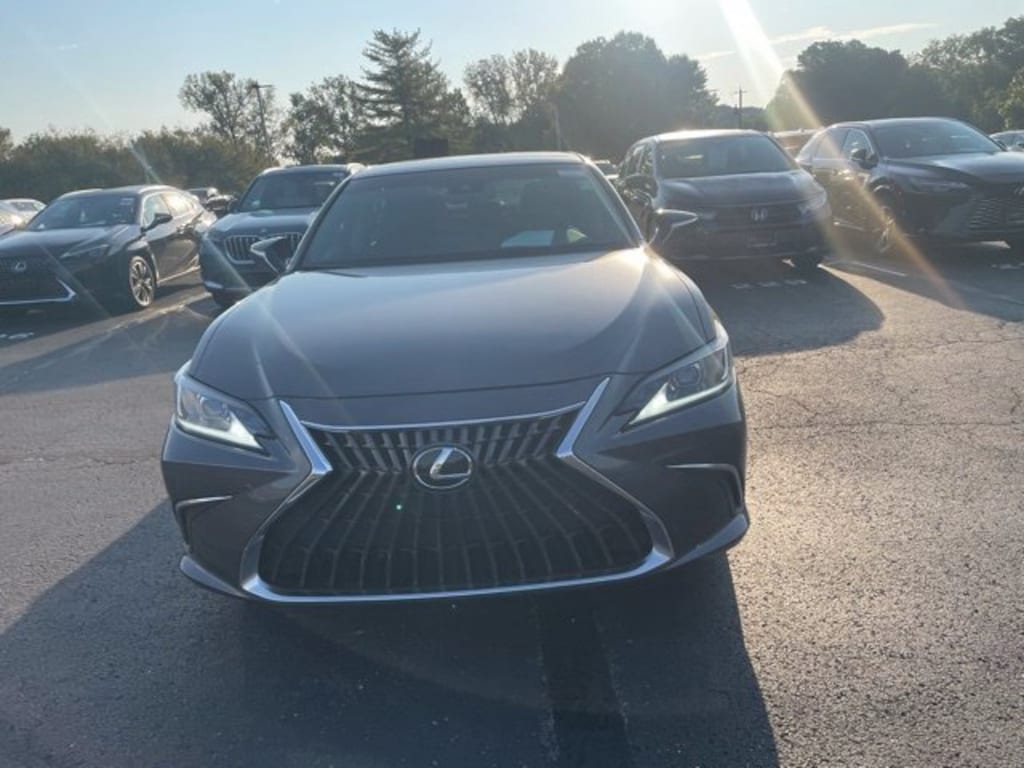 Certified 2025 Lexus ES 350 Sedan