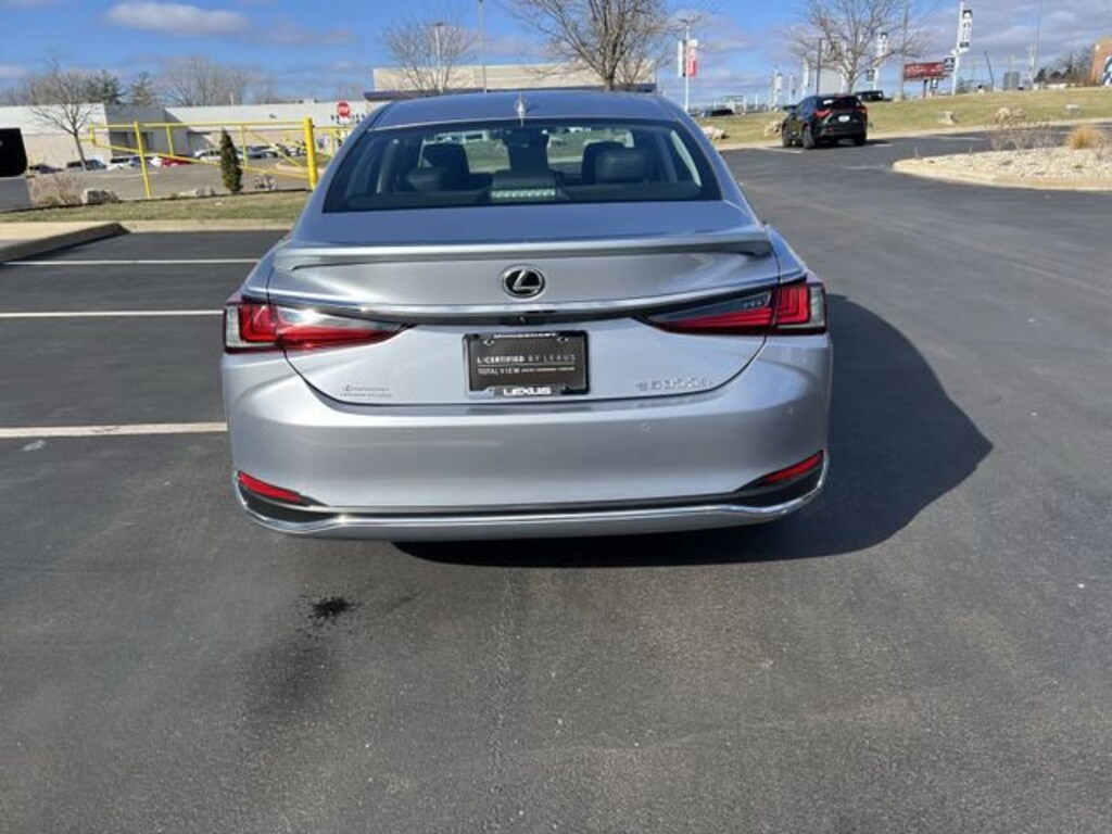 Certified 2025 Lexus ES 300h Sedan