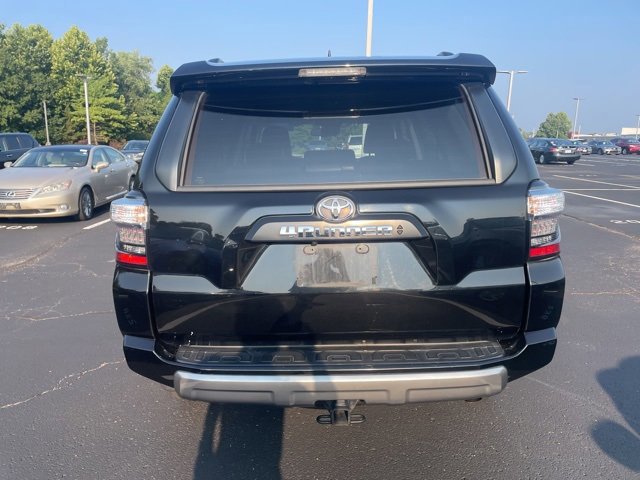 2021 Toyota 4Runner TRD Premium photo 2