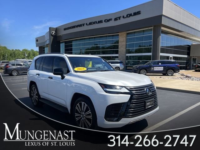2025 Lexus LX 600 600 Luxury's photo