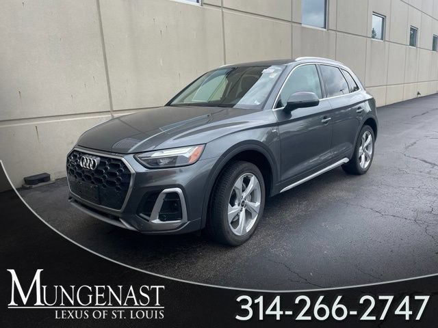 2023 Audi Q5 45 Premium Plus's photo