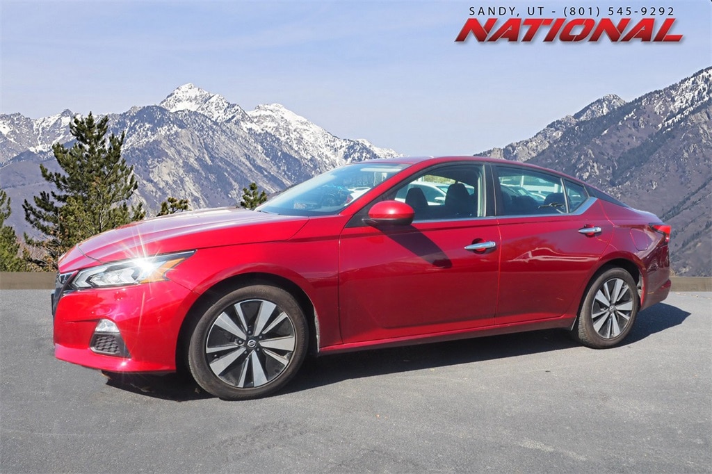 2022 Nissan Altima Sedan  2022 Nissan Altima Sedan