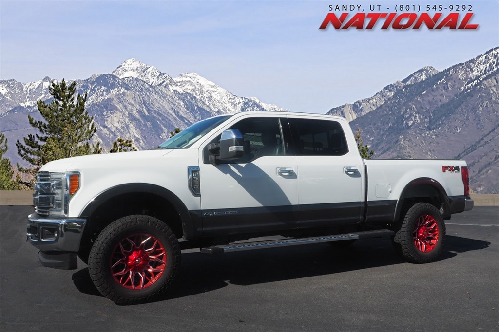 2019 Ford F-350 Truck Crew Cab 