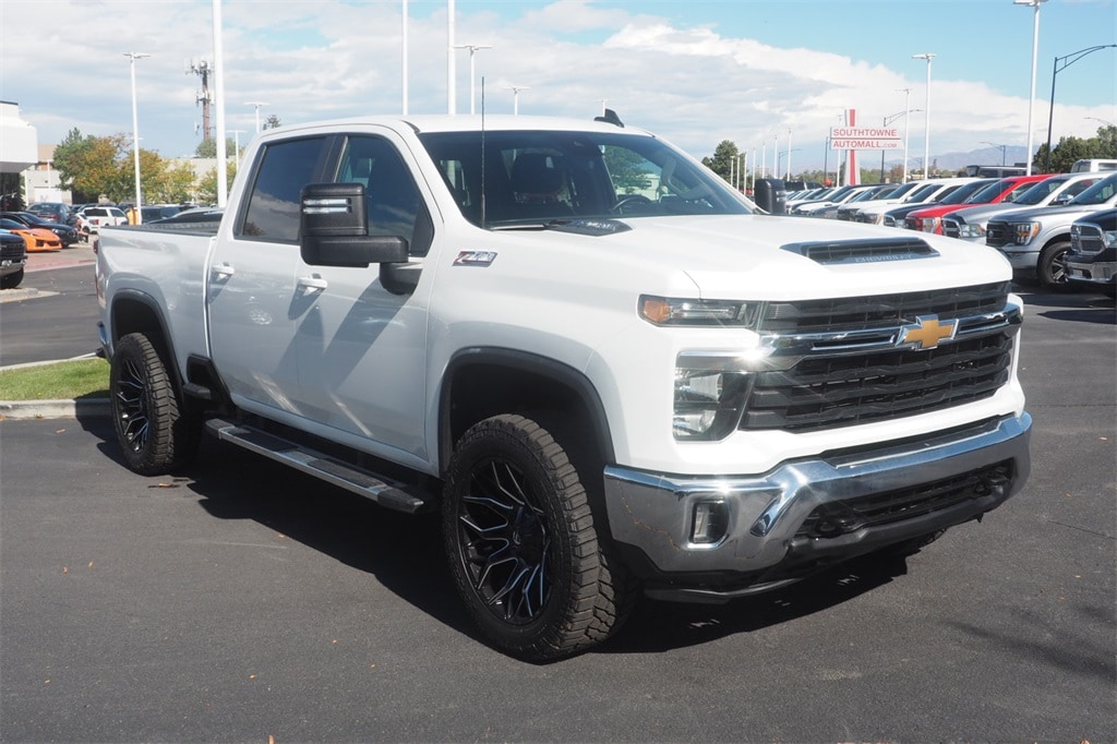 Used 2024 Chevrolet Silverado 2500 HD LT Truck Crew Cab